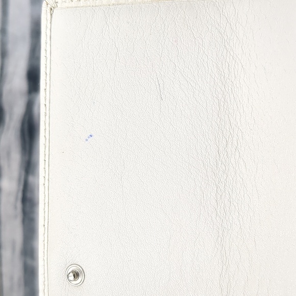 Coach Vintage Trifold Wallet - Picture 9 of 15